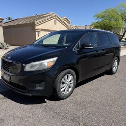 2015 Kia Sedona 