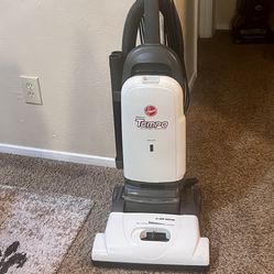 Vacuume Like New 