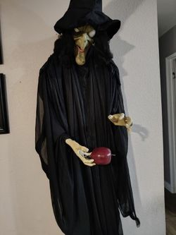 Hanging witch Halloween decoration with sound