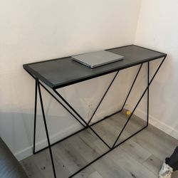 Black Console Table Metal A amazing Condition! 