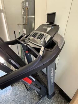 Treadmill pro form inclined