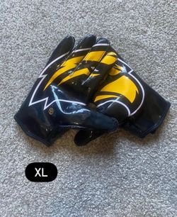 College gloves