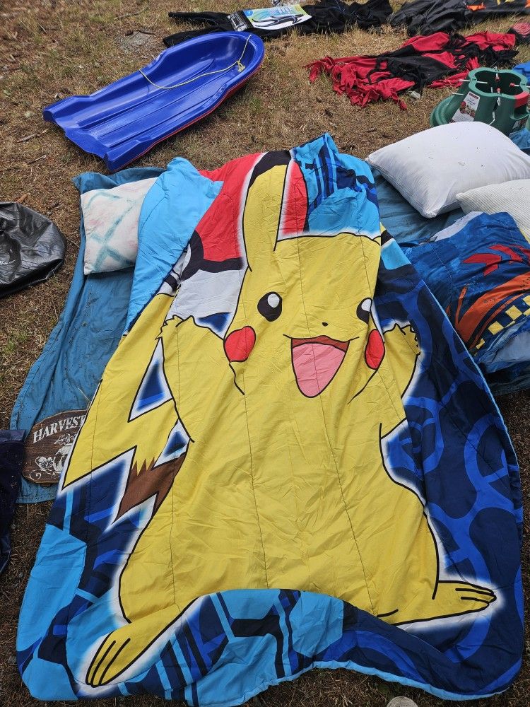 Pikachu And Planes Twin Size Comforters