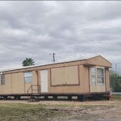Mobile home 14x64