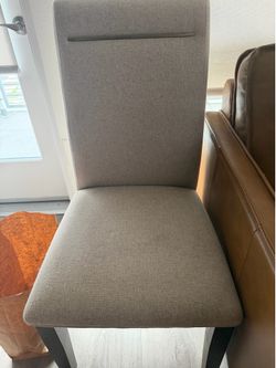 Dining chair