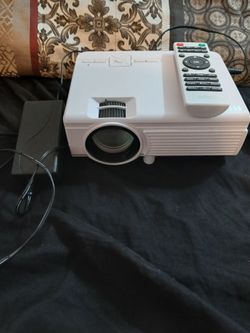 Projector RCA