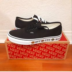 Vans Multiple Sizes Read Entire Description 