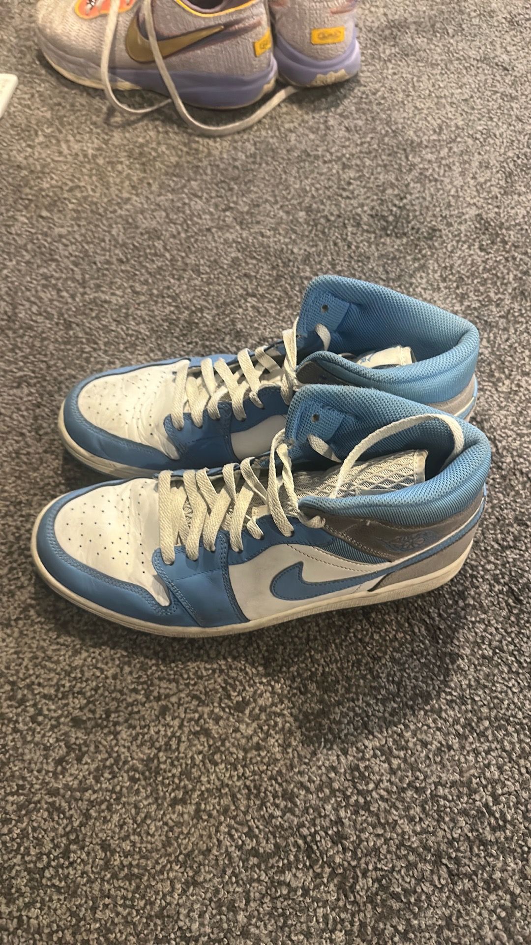 USED Jordan 1 Mid SE University Blue Men's Size 11