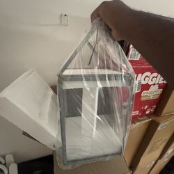 Brand New Lanterns 8 For $100