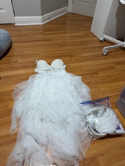 White Lace Bodice Tulle Wedding Dress