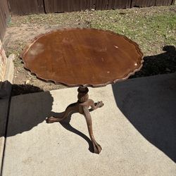 Vintage Biggs Chippendale Mahogany Wood Tea Table