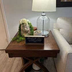 Side Tables 