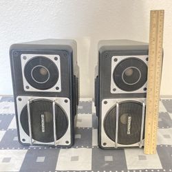 Vintage Pioneer TS-X6 20W Car Speakers for Sale in Montebello, CA