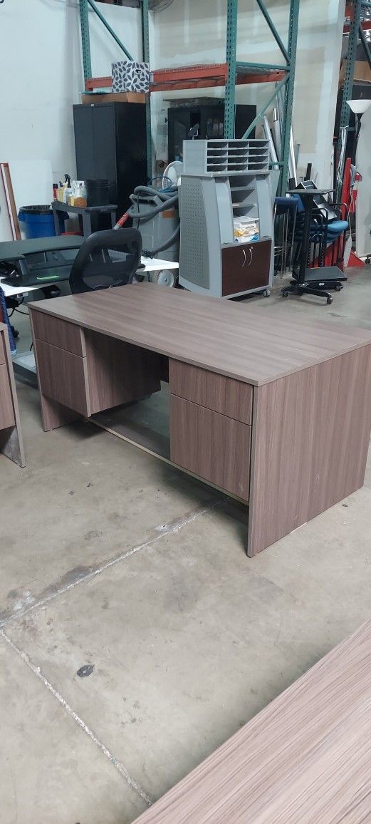 New And Used Office Furniture Desks