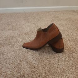 Men Shoe All Leather Size 11
