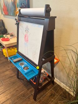Kids Standing Art Easel with Paper Roll