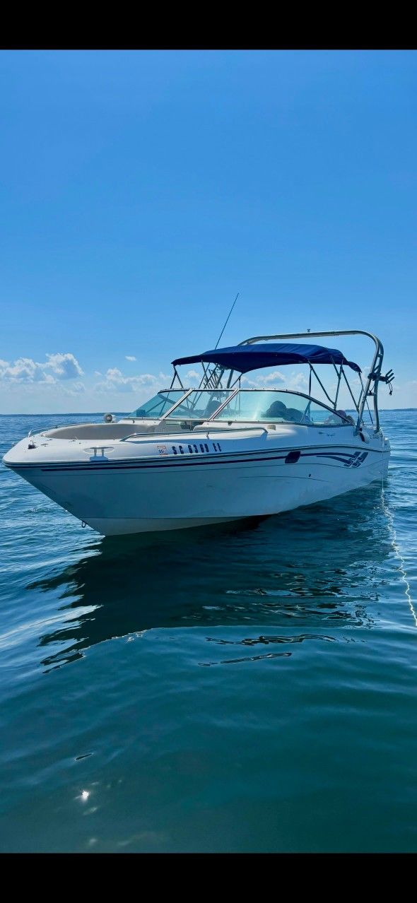 2000 Four Winns Horizon 260 Bowrider 2000 Four Winns Horizon 260 Bowrider
