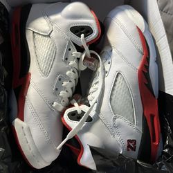 Jordan 5s 6.5