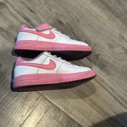 Girls Nike Force 1 Sz 1y