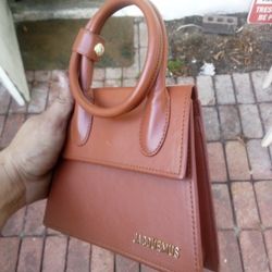 Jacquemus Med-Small Tote Bag 