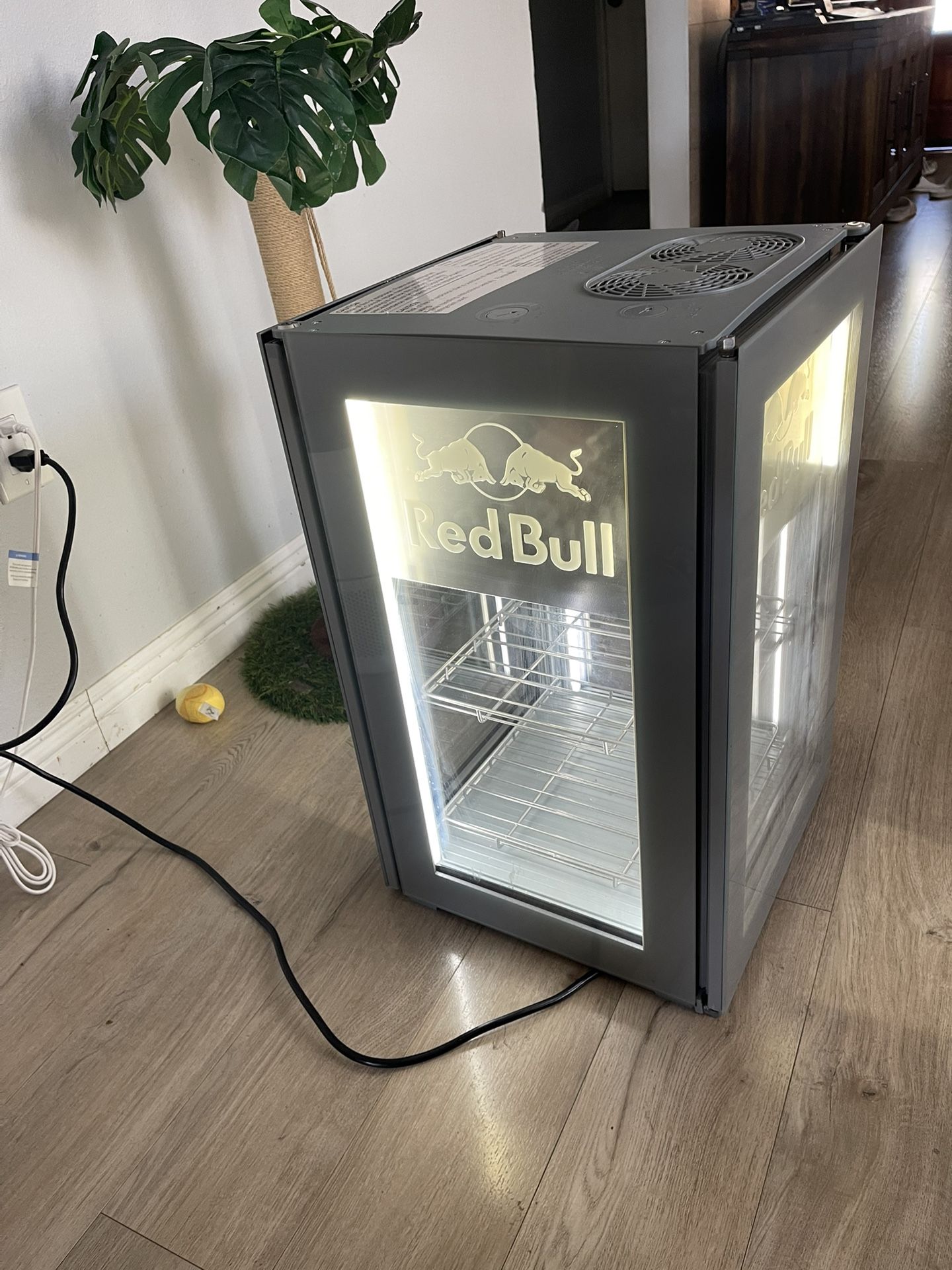 Redbull Fridge 360 LED With Key
