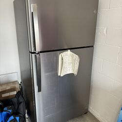 GE Refrigerator Freezer Stainless Steel Garage Ready