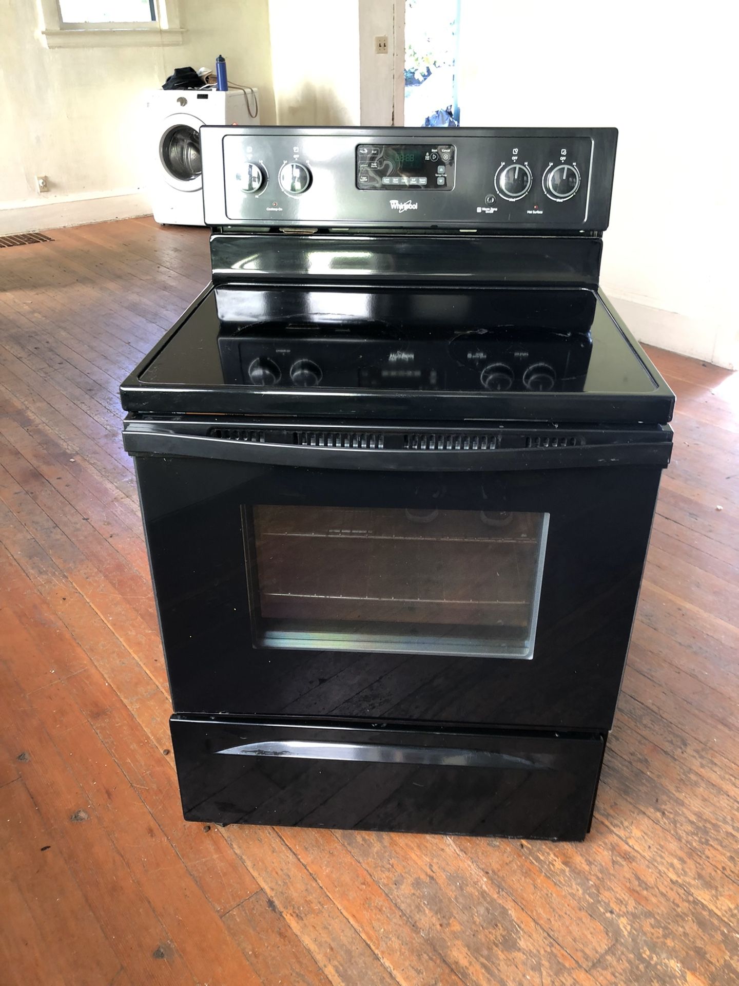 Whirlpool oven / 5 range stove top for Sale in Portland, OR OfferUp