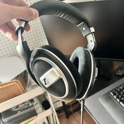 Sennheiser HD 599 SE Professional Headphones 