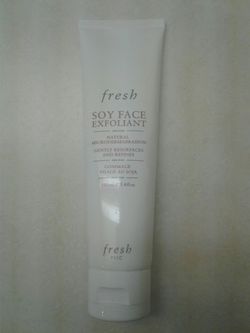 (NEW) Fresh Soy Face Exfoliant 3.4 Fl Oz.