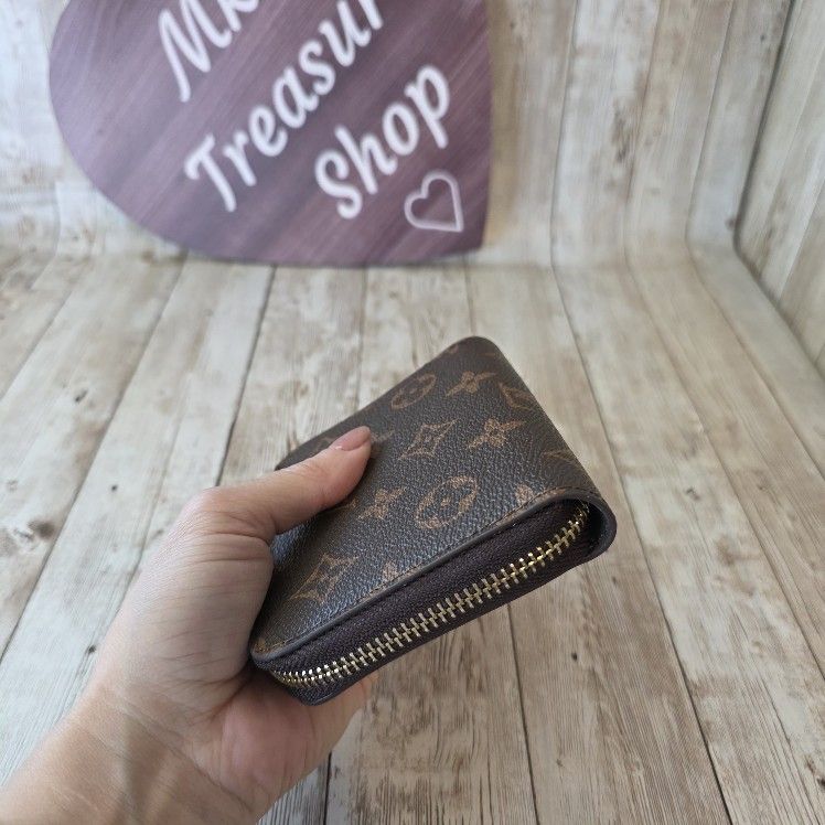Women's Small Wallet