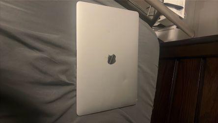 2020 MacBook Air 13inch M1 Chip