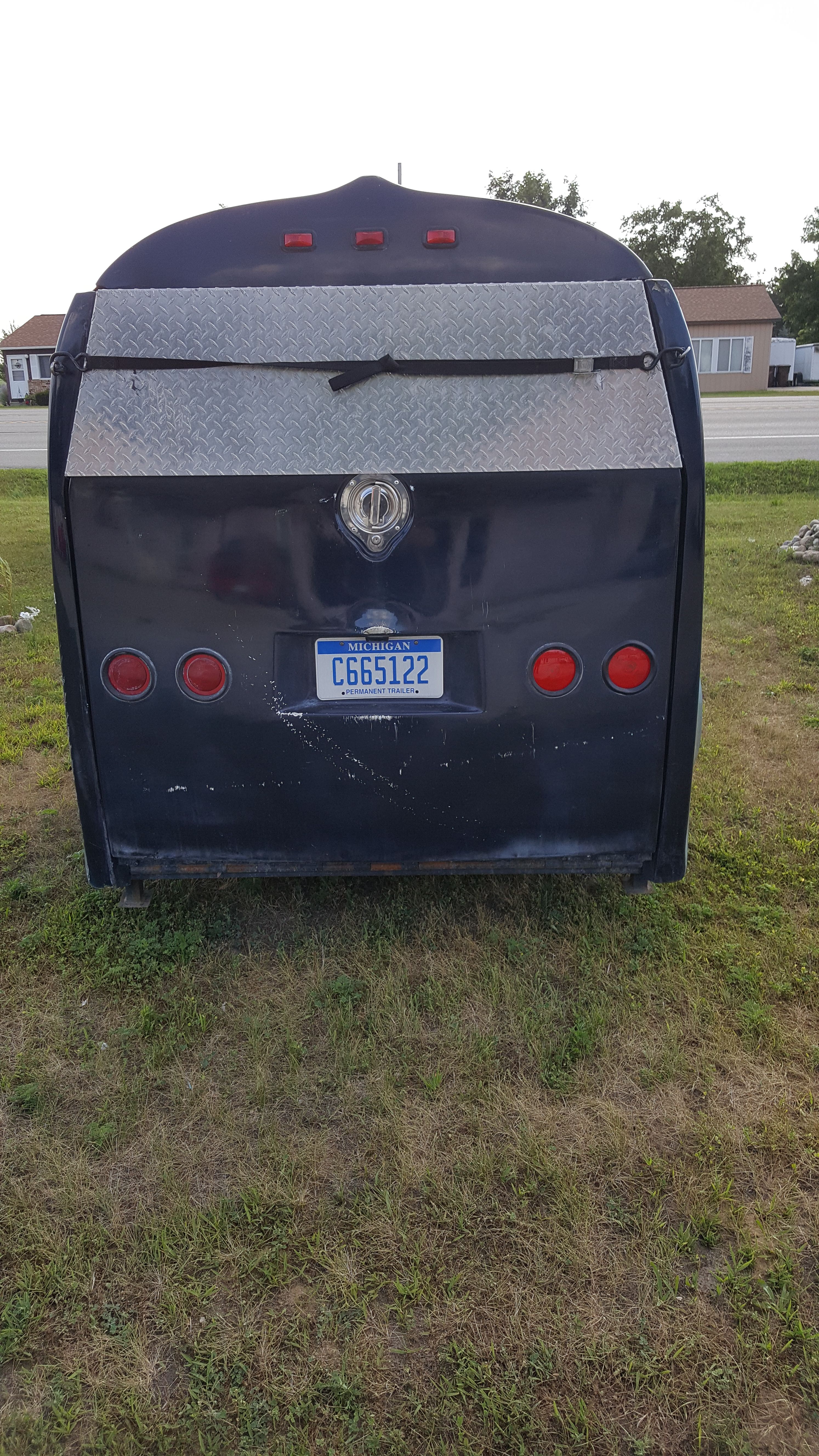 2001 Excalibur 1 up motorcycle trailer