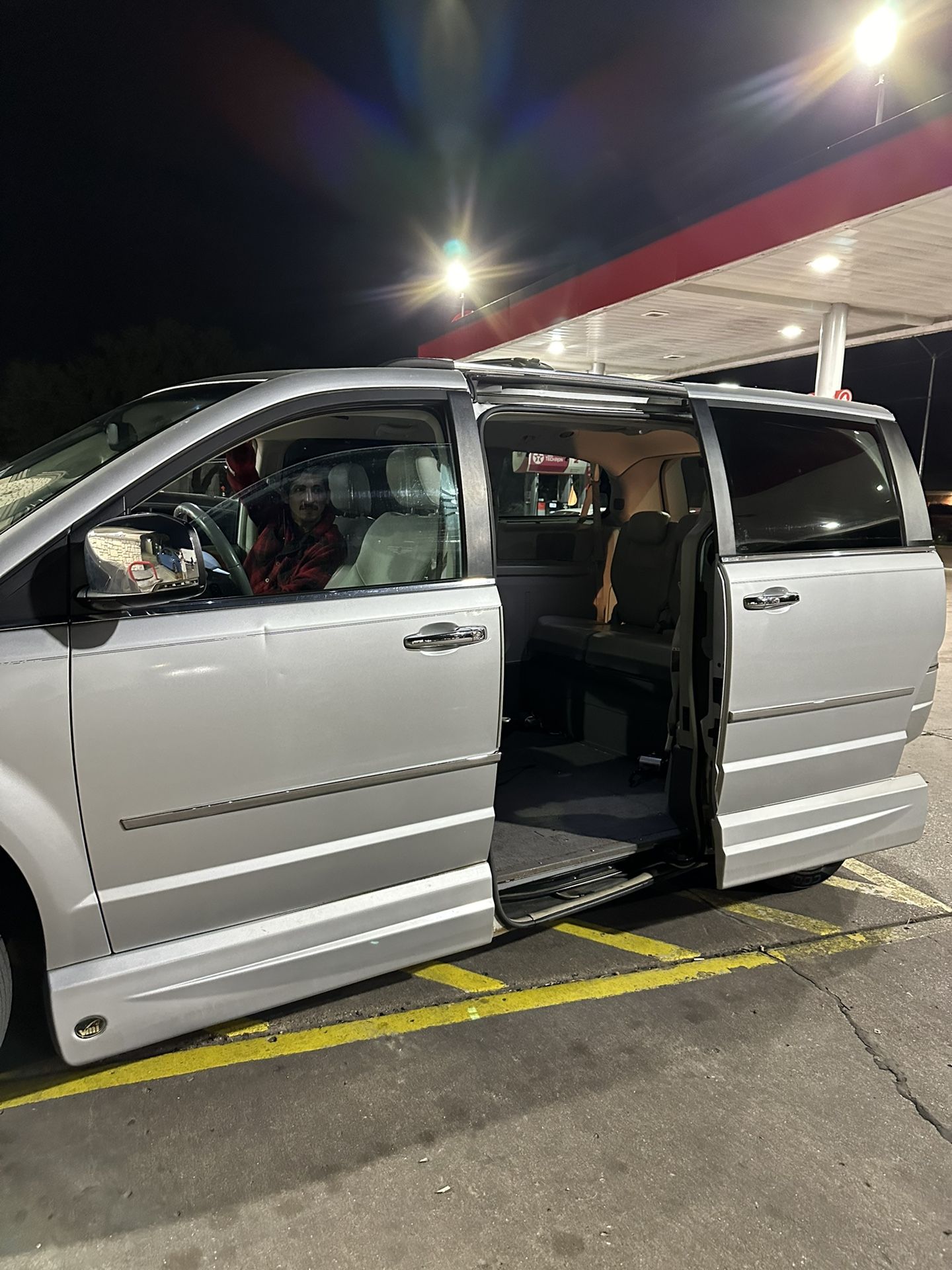 2008 Chrysler Town & Country