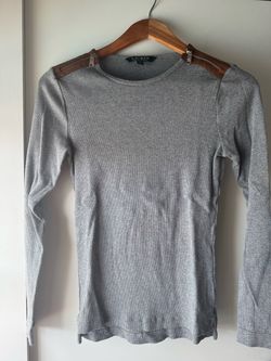 Long sleeves top