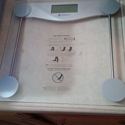 Etekcity Digital Body Weight Scale – Works Great!
