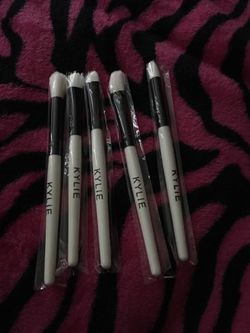 Kylie brushes!