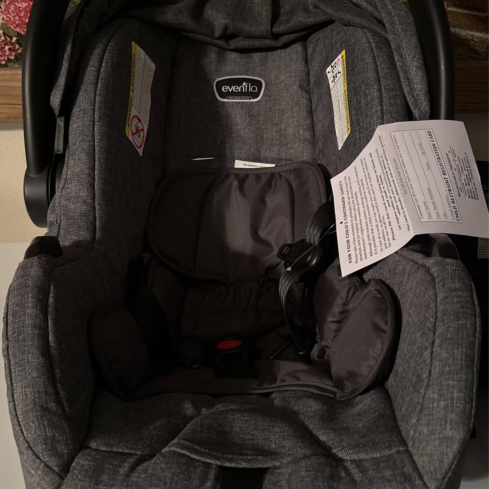 Evenflo LiteMax Sport Car Seat
