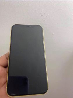 iPhone 11 Yellow 64GB Unlock