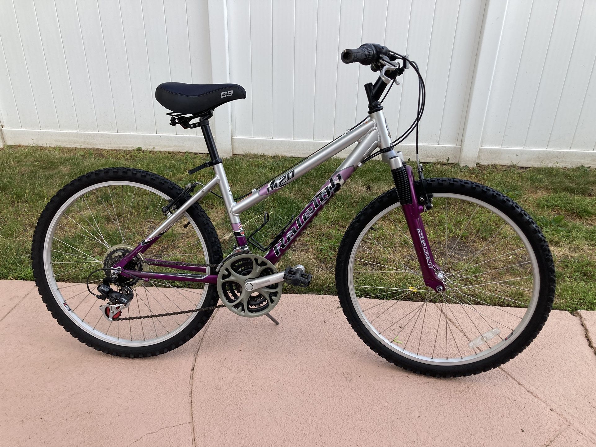 MINT! Raleigh M20 Bike, 16” Frame, 26” Wheels