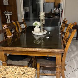 Comedor En Buenas Condiciones 