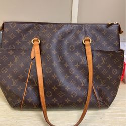 Louis Vuitton  Bag 