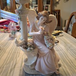  GORGEOUS LOOKING VINTAGE MEMBERS MARK  PORCELAIN ETHIC ANGEL  BIRD BATH 