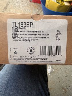 3- sets Moen tub shower kit