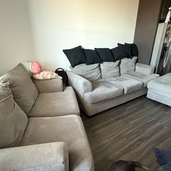 Couch set with foot rest