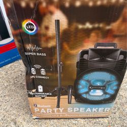 New/Nuevo technical Pro 15” 1600 Watts Bluetooth Speaker with Tripod, Wired Microphone & Remote