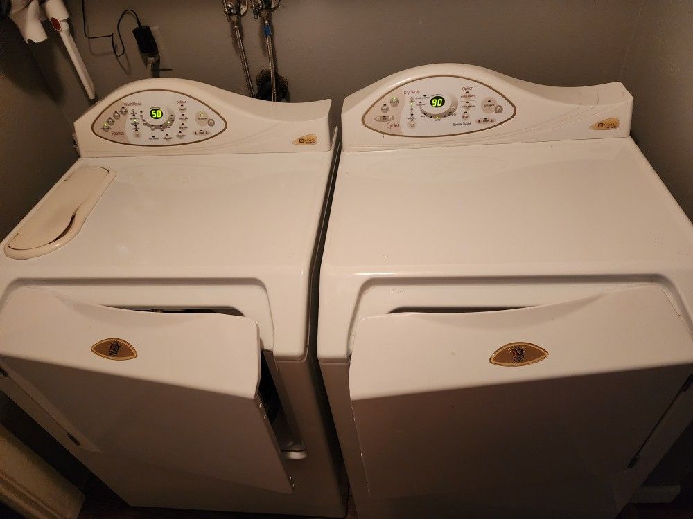 Maytag Neptune Washer And Dryer Set