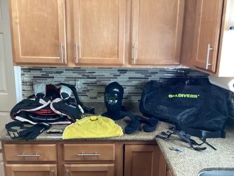 Scuba Gear-U.S. Divers/Wenoka. (G)