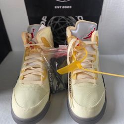 Off-white Jordan 5 “SAIL” Size 8M