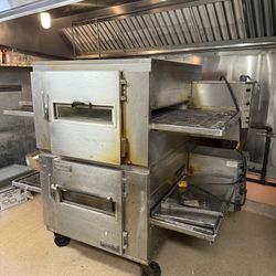 Lincoln 1450 Conveyor Pizza Oven