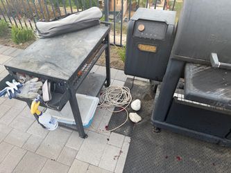 Blackstone Griddle Smoker Combo